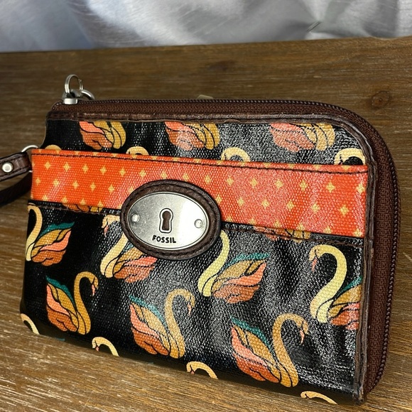 Fossil Key-Per Coated Canvas Swan Wristlet - Picture 1 of 9